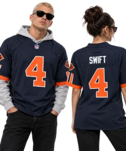 Chicago Bears D'Andre Swift Rivalries Jersey – couple view