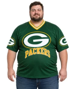 Green Bay Packers Christian Watson Green Jersey – model view